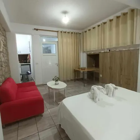 Sunset Pensión Himarë