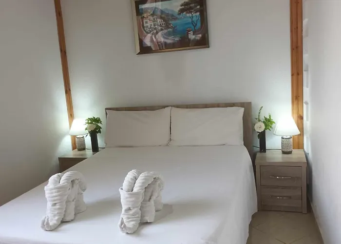 Guest house Sunset Himare